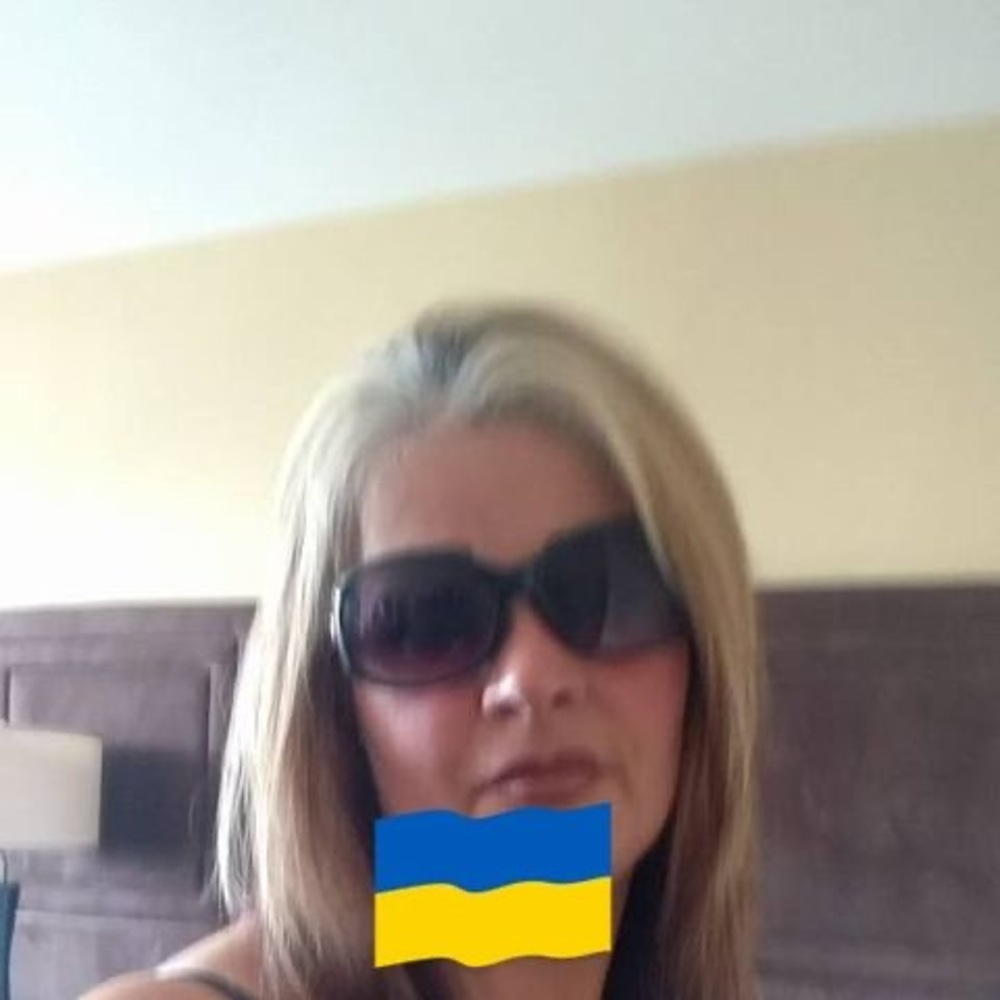 Meet your Posher, Nena